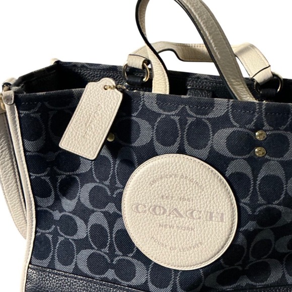Coach Field Tote 30 Signature Jacquard Navy Cream Leather Bag C2826 - Picture 4 of 9